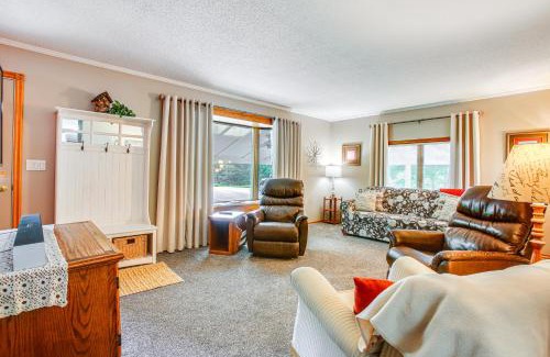 Interlochen House | Cozy Michigan Retreat Near Sleeping Bear Dunes!