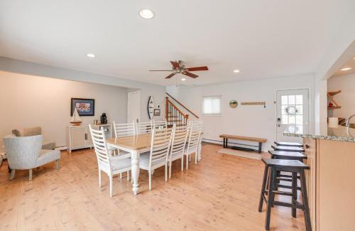 Charlevoix House | Cozy Michigan Retreat - Walk to Lake Charlevoix!