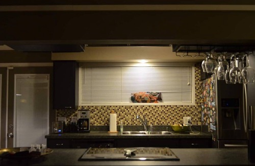 North Little Rock House | Cozy Mid Century Home