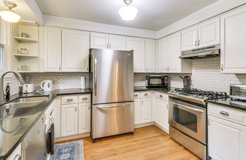 Island Station Cottage | Cozy Milwaukie Cottage, 7 Mi to Downtown Portland