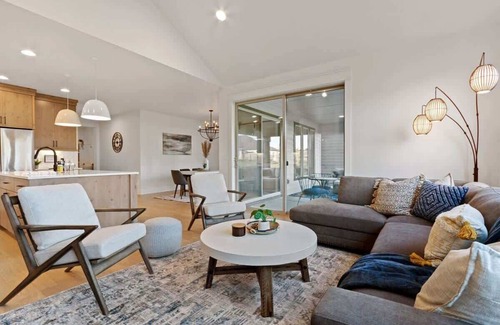 Nampa House | Cozy Modern Farmhouse | 3 bedrooms