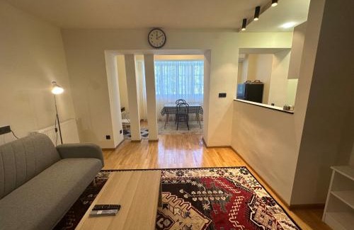Saburtalo Apartment | Cozy & Modern Flat Near Metro Station Delisi