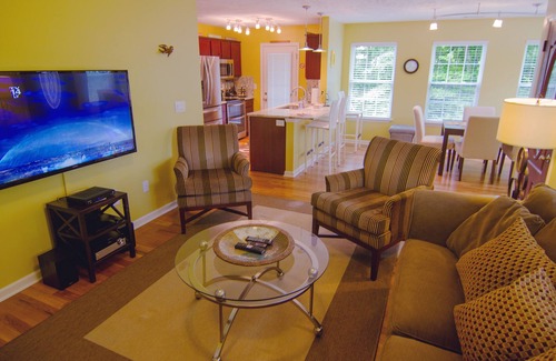 Nashville House | Cozy, Modern, Safe, Quiet Neighborhood, Minutes From Nashville's Top Attractions