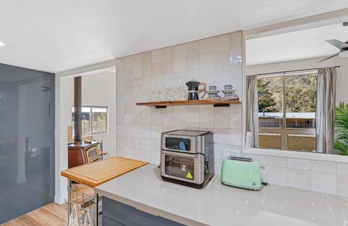 Sedona House | Cozy modern Sedona Cottage! With Hot Tub!