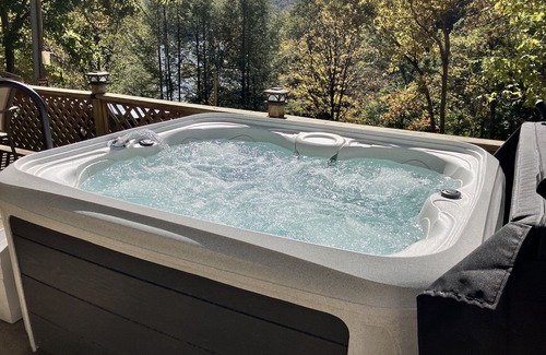 Confluence Cabin | Cozy Mountain Cabin near Ohiopyle, Hot-Tub