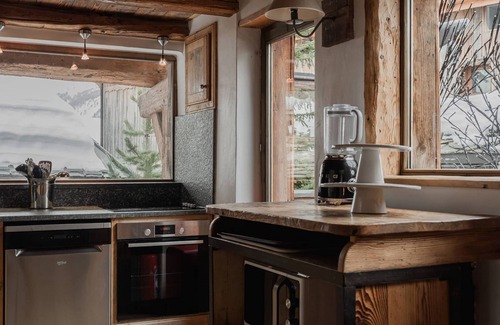 Val-d'Isere Ski Chalet | Cozy mountain chalet with hammam in Val d'Isère