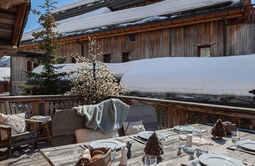 Val-d'Isere Ski Chalet | Cozy mountain chalet with hammam in Val d'Isère