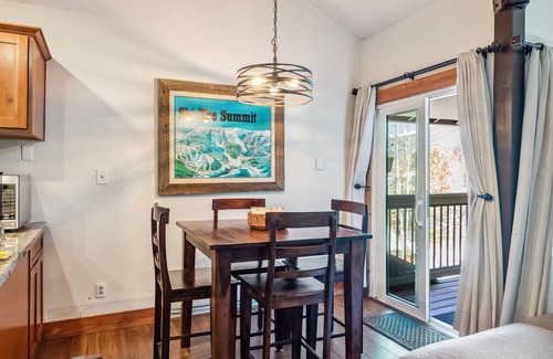 Keystone Condo | Cozy Mountain Condo Minutes from Keystone Resort with Pool & Hot Tub