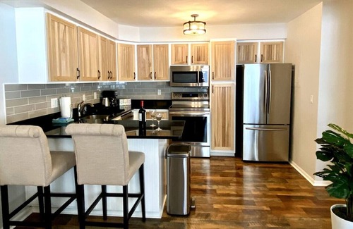 Saint Mary's Apartment | Cozy Mountain Escape By The Lake
