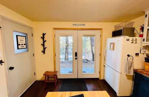 Doubleheader House | Cozy mountain retreat