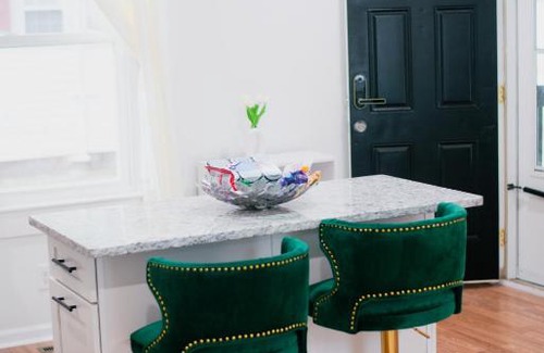 Kannapolis House | Cozy Nest Cottage