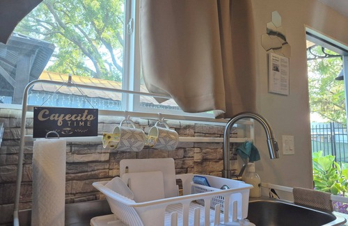 Saint Cloud Cottage | Cozy new cottage in fantastic St. Cloud with WiFi, AC