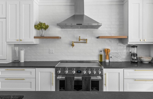 Town of Southold Town House | Cozy North Fork Home Close to Beaches, Wineries, and Town, Perfect for Families