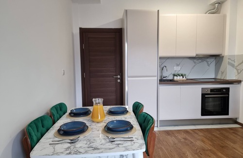 Becici Apartment | Cozy one bedroom apartment close to Becici beach