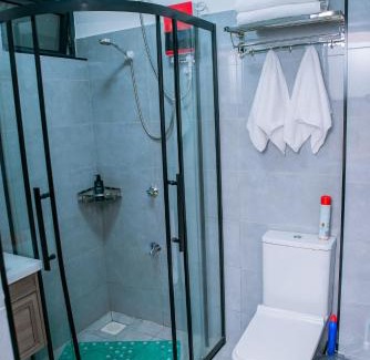 Kileleshwa Apartment | Cozy One Bedroom Apartment with Fantastic Skyline View in Kileleshwa, Nairobi