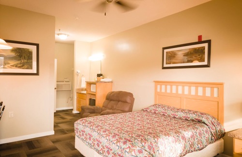 Centre Hotel | Cozy Outdoor Lodge By Lake