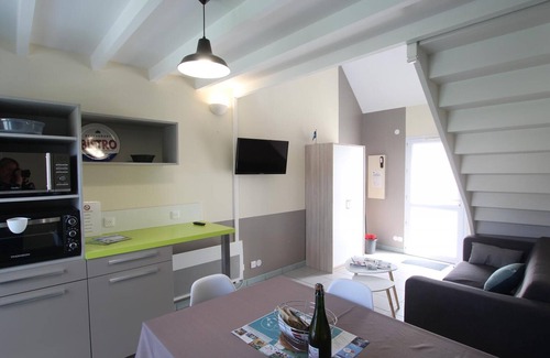 Siouville-Hague Cottage | Cozy Pavilion, 600m from Beach, Surf Spot, Internet, Pet-Friendly, BBQ, Parking