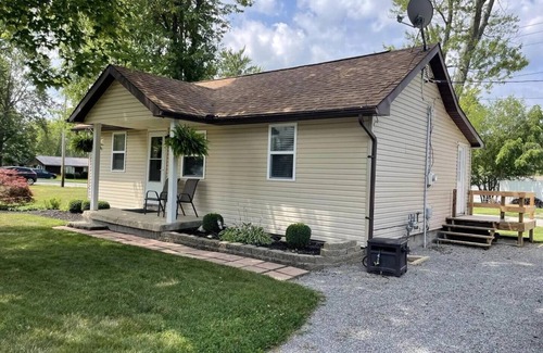 Russells Point House | Cozy Pet-Friendly Cottage in Russels Point