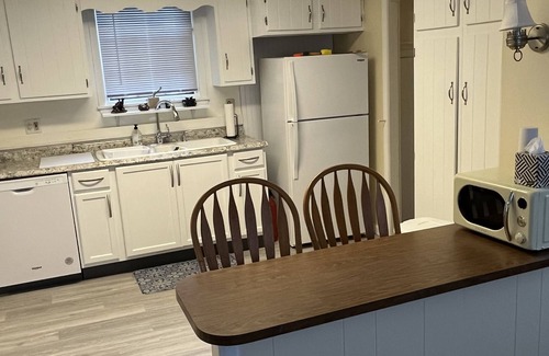 Berlin House | Cozy pet friendly (dogs) 2 Bedroom House in Berlin's Norwegian Village