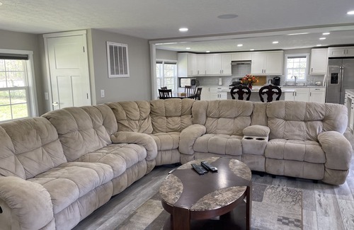 Mishawaka House | Cozy place in country settings, only 5 min from ND. No parties allowed however.