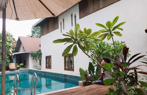 Sangkat Sla Kram House | COZY PRIVATE 4 BEDROOM HOUSE IN TOWN