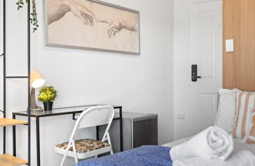 Bankstown House | Cozy Private Single Room in Bankstown - Near Transport & Shops - Shared Bathroom