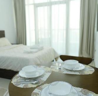 Sharjah Apartment | Cozy Private Studio -Near Beach -City View -Downtown Sharjah - Pool & Gym