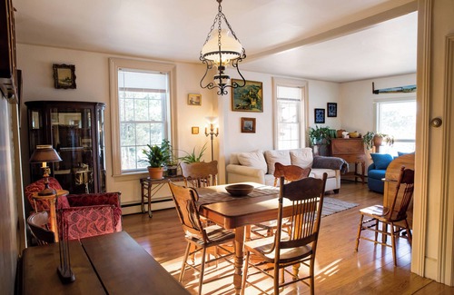 Godmanchester Other | Cozy Quebec Farmhouse Retreat — Firepit, Meadow Views & Starry Nights