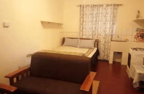 Thompson Estate House | cozy quiet 1br with garden view