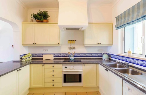 Meia Praia Cottage | Cozy quiet cottage at the Meia Praia beach, close to the village of Lagos