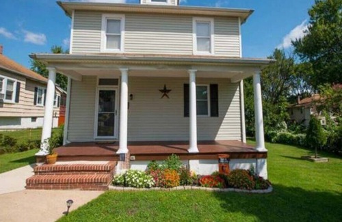 Brooklyn House | Cozy Quiet House,off Highway, 10m To Downtown Baltimore/Orioles & Ravens Stadium