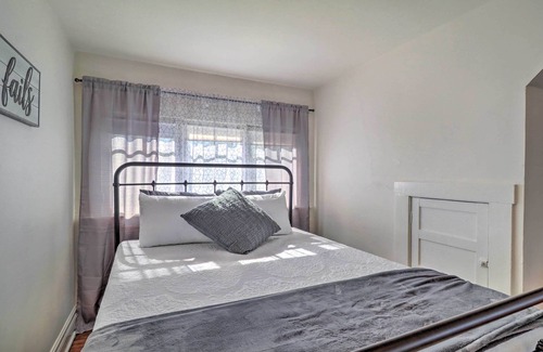 Redlands House | Cozy Redlands Duplex w/ Grill & Shared Yard!