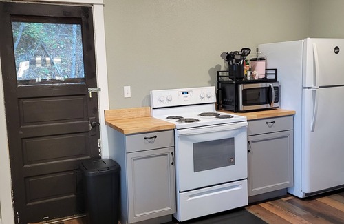 Wallace House | Cozy, remodeled townhome retreat in downtown Historic Wallace!