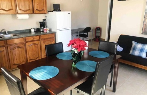 El Paso Apartment | Cozy Renovated Home | Near DT w/Private Entrance