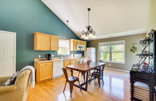 Taylorsville Cottage | Cozy Resort-Style Escape on Taylorsville Lake!