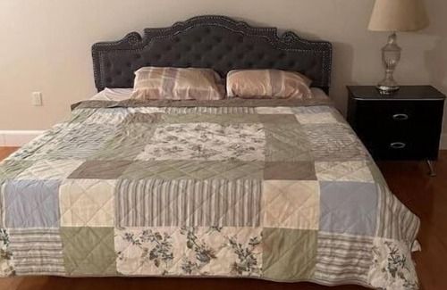Sudbury Apartment | Cozy Retreat at an Adorable 5 Bedroom w/free parking/Hiking/River