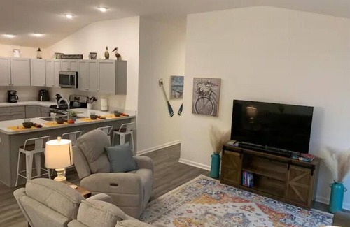 Okahumpka House | Cozy Retreat at Loon's Landing