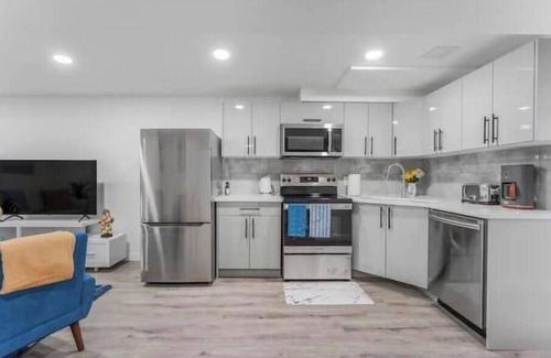 Fort Saskatchewan Apartment | Cozy Retreat