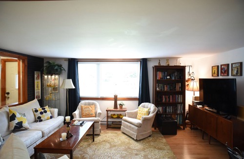 Gore Cottage | Cozy retreat in nature with all the comforts of home