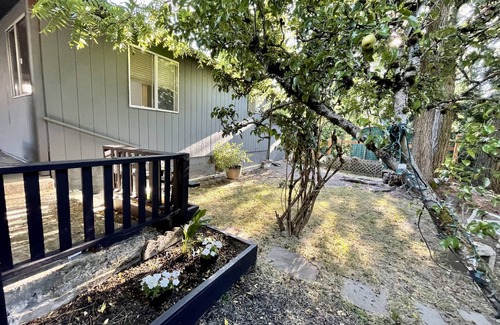 Puyallup Apartment | Cozy retreat near Western Washington Fairgrounds