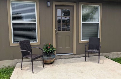 Leander House | Cozy Retreat Outside of Austin, great for families!