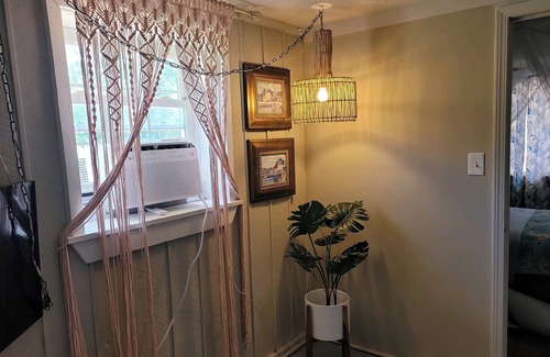 Chambers County Apartment | Cozy retreat, Walking distance to WestPoint Lake!