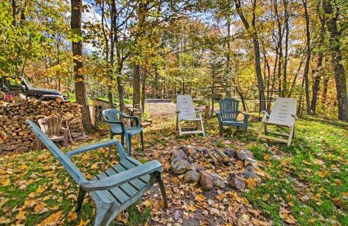 Garrison House | Cozy Retreat with Fire Pit Less Than 1 Mi to Mille Lacs Lake