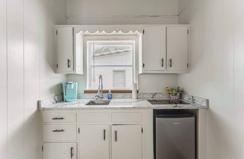Chassahowitzka Cabin | Cozy River Cabin | Escape to Seven Sisters Springs