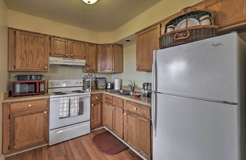 Calverton Cottage | Cozy Rixeyville Cottage w/Deck, Grill, & Stabling
