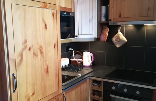 Vionnaz Apartment | Cozy & Romantic Chalet-Style Flat with Mountain View: Ideal for Skiing & Hiking