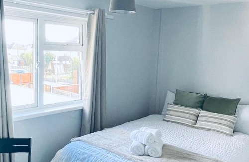 Patchway House | cozy room Shared House