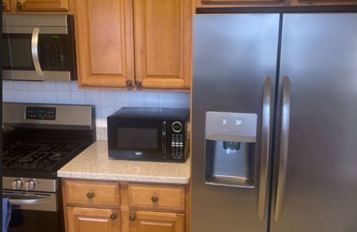Elkins Park House | Cozy Rooms Available Escape to Tranquility Experience Unforgettable Comfort