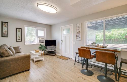 Roseburg House | Cozy Roseburg Home with Fire Pit and Gas Grill!
