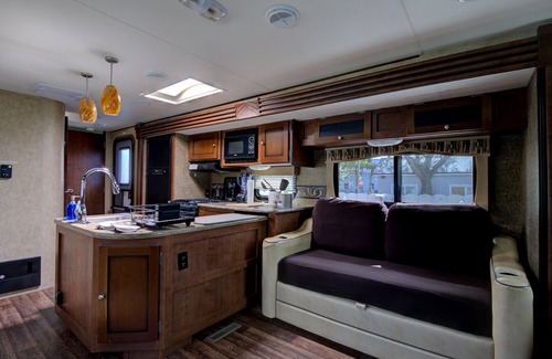 Liberty City House | Cozy RV Camper 15 minute short drive to the beautiful Miami Beach and downtown